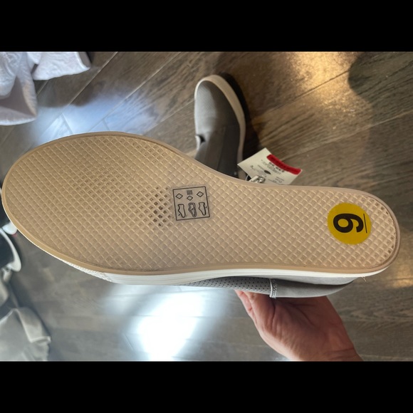 Grey booties - Picture 3 of 4